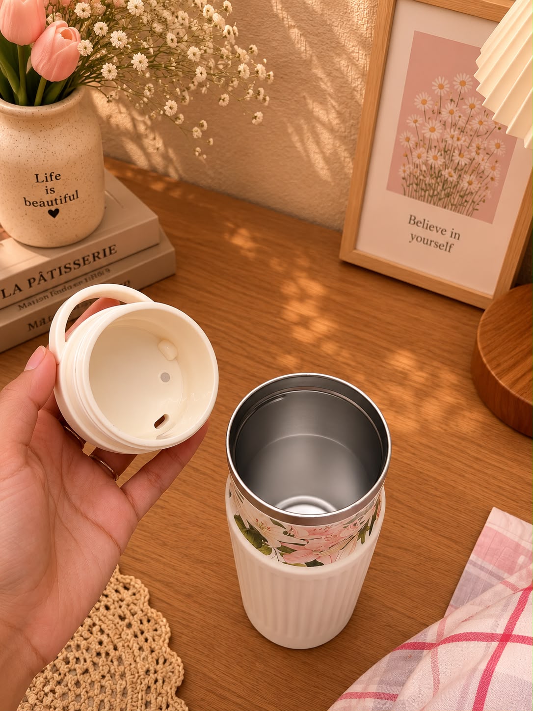 750ml Premium Vacuum Insulated Stainless Steel Water Bottle with Handle | Leak-Proof Floral White Travel Flask | Hot & Cold Bottle